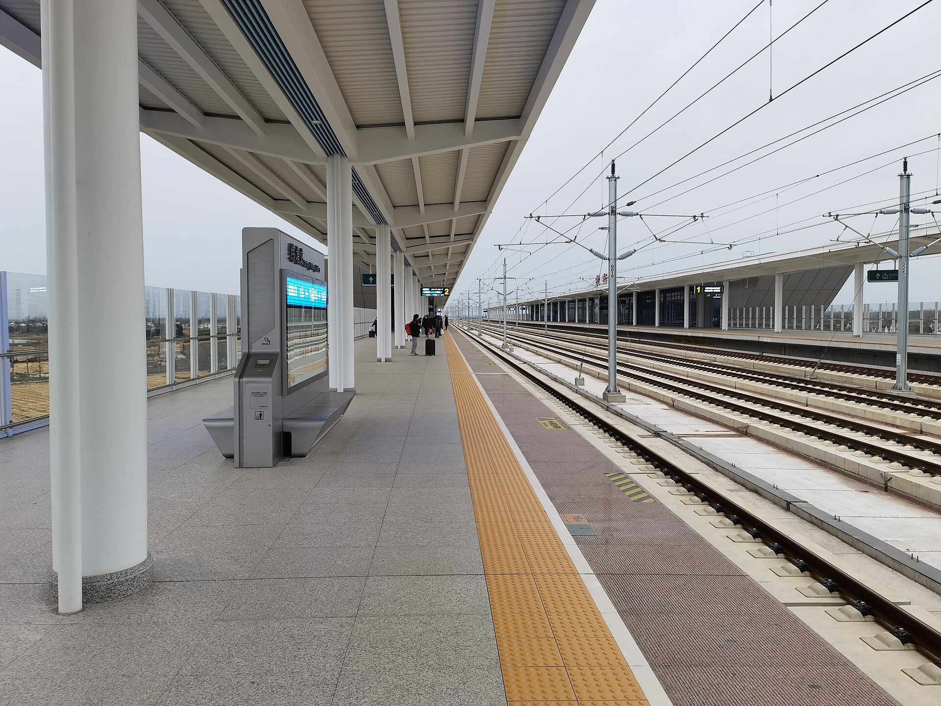Liangtang Railway Station Platform 2, Qingpu, Shanghai, China 20250125
