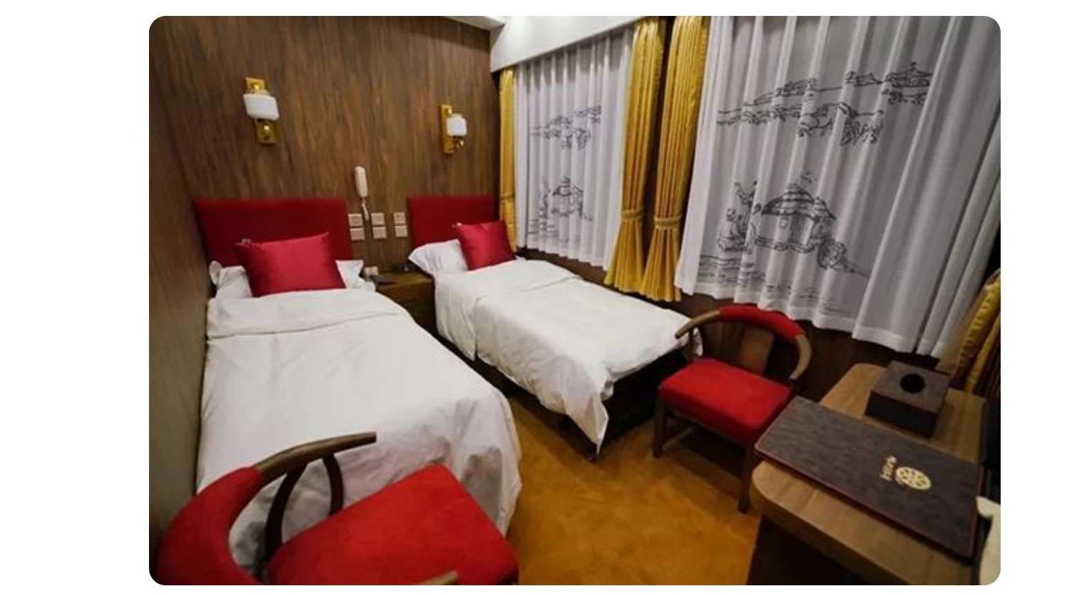 Classic Gold Suite aboard the Hulunbuir Express
